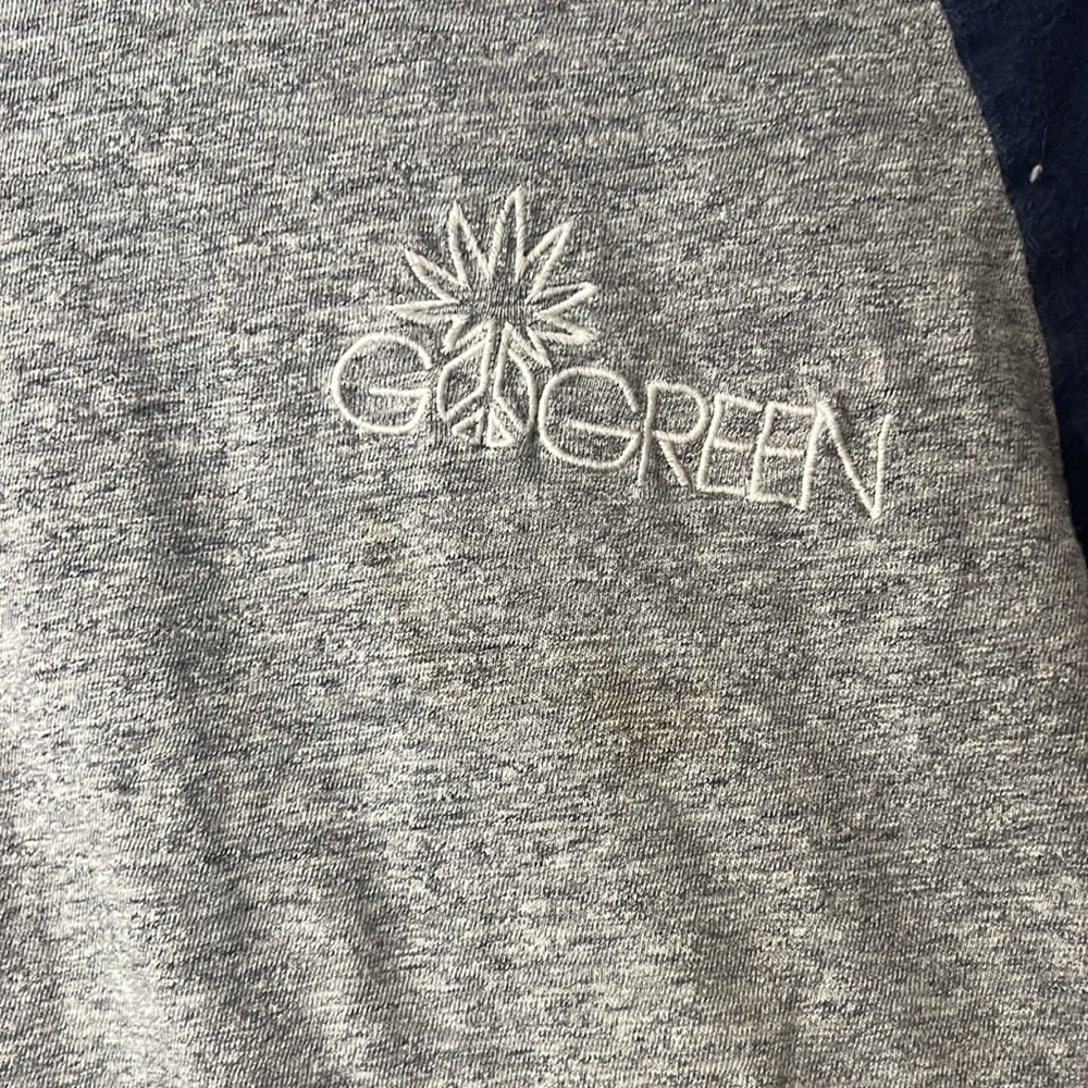 Lucky brand size xtra small “go green” Men’s long sleeve graphic t-shirt - Picture 2 of 7